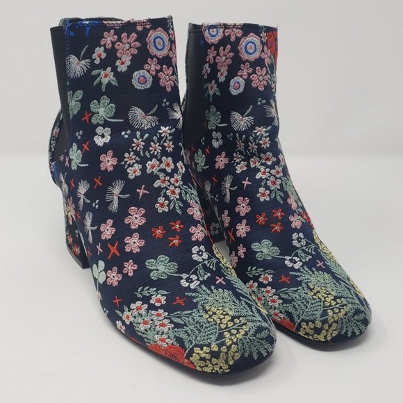 Indigo Shoes - Indigo Rd Floral Embroidered Ankle boots size 9M